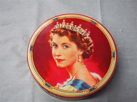 queen elizabeth tins